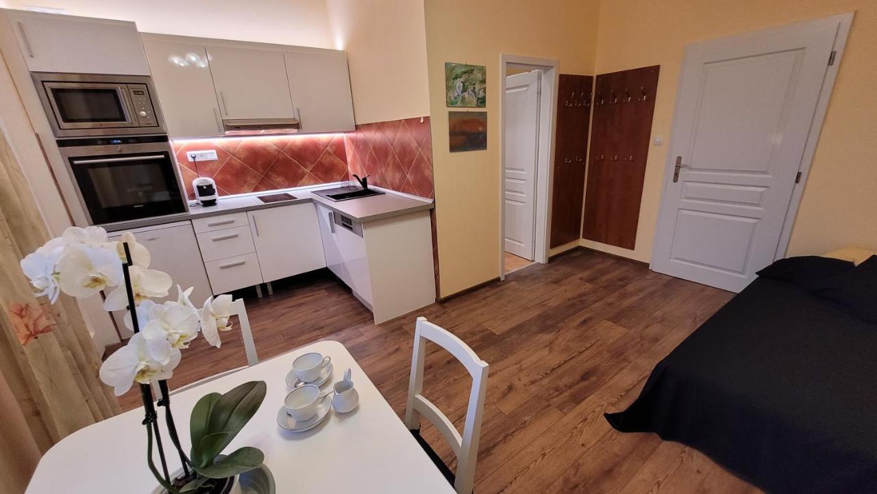 Apartman U Kolonady Марианске-Лазне Экстерьер фото